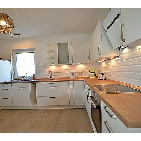 בית נופש Anja Comfortable ברייגה