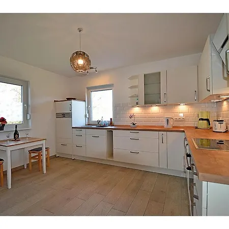 Anja Comfortable ברייגה